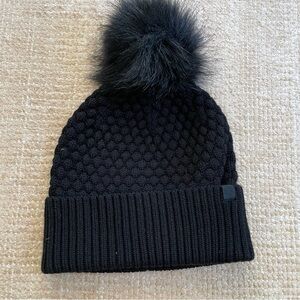NWT Lululemon Beanie / Sz OS
